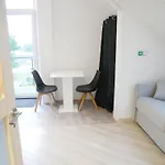 Cathy Terrasse Leane 아파트