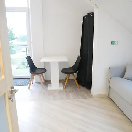 Cathy Terrasse Leane Apartment