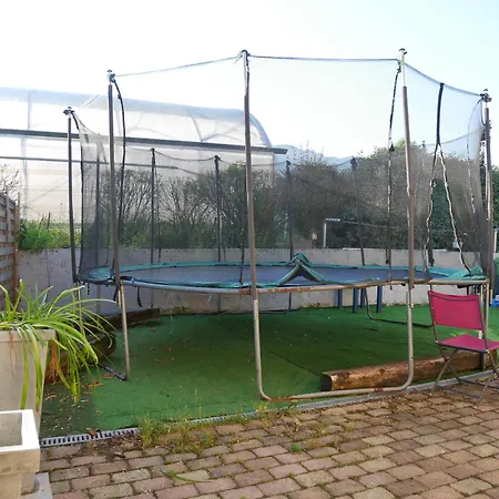 Cathy Terrasse Leane アパート