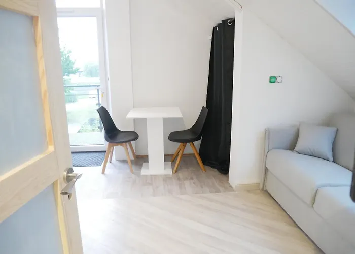 Cathy Terrasse Leane アパート